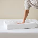 https://s3-ap-southeast-2.amazonaws.com/fusionfactory.commerceconnect.bbnt.production/pim_media/000/170/738/M_F_S24-25_Cat-Stacks_Pillow_Firmness_Test_Memory_Foam_Contour_SI.jpg?1727160076